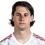 https://www.theyscored.com/assets-cl/players/444971.png