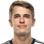 https://www.theyscored.com/assets-cl/players/517198.png