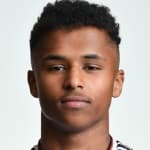 https://www.theyscored.com/assets-cl/players/540856.png